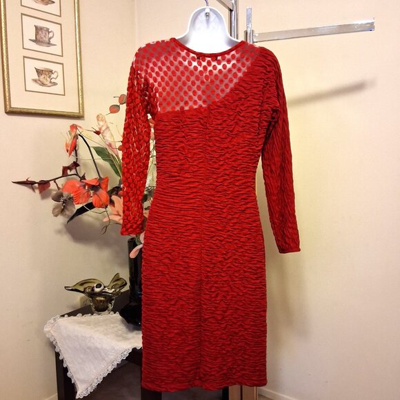 NWT Simon Chang Long Sleeve Scoop Neck Red Lined Midi Dress Size 8 - Picture 5 of 8